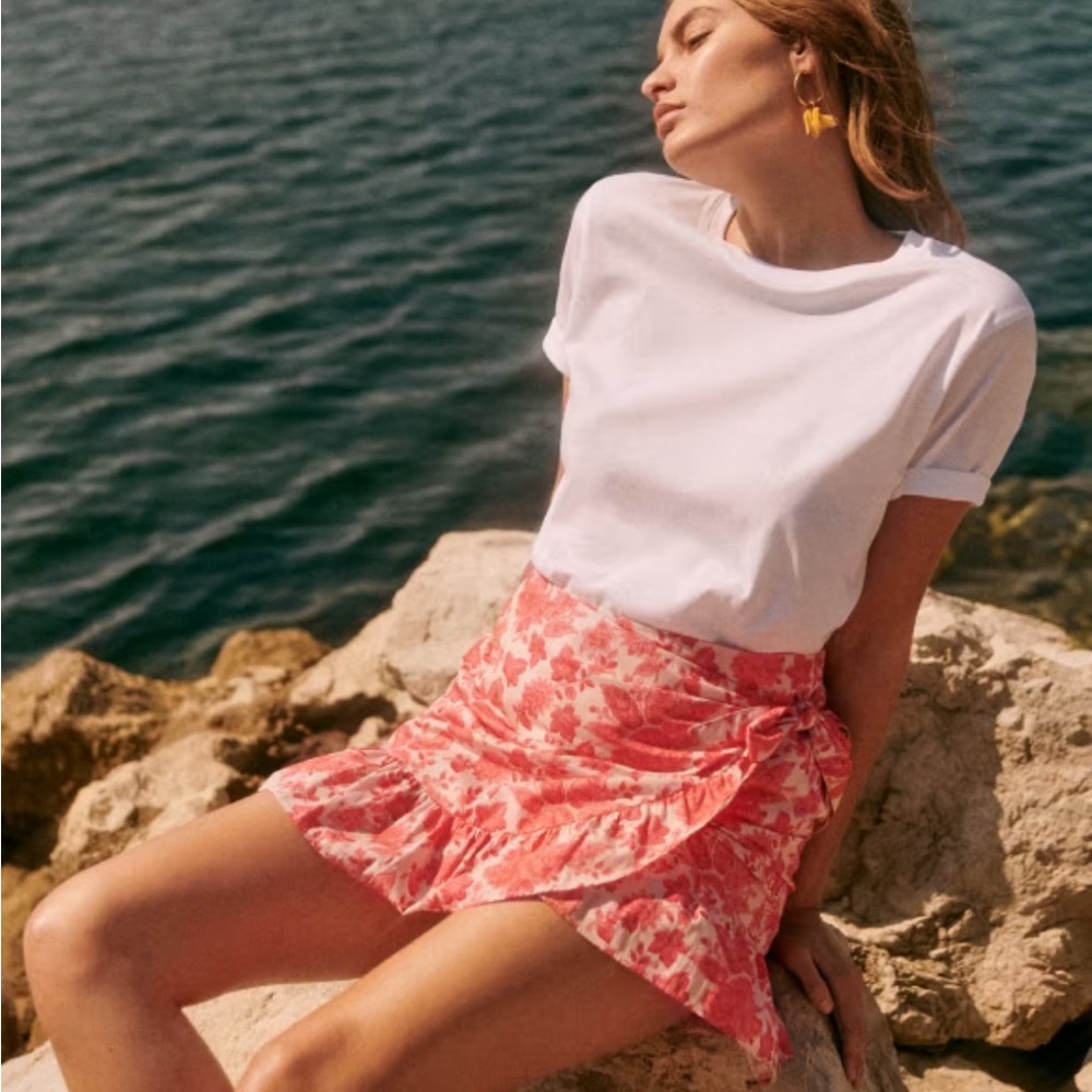 Sezane Camila Skirt in Coral Flower Print